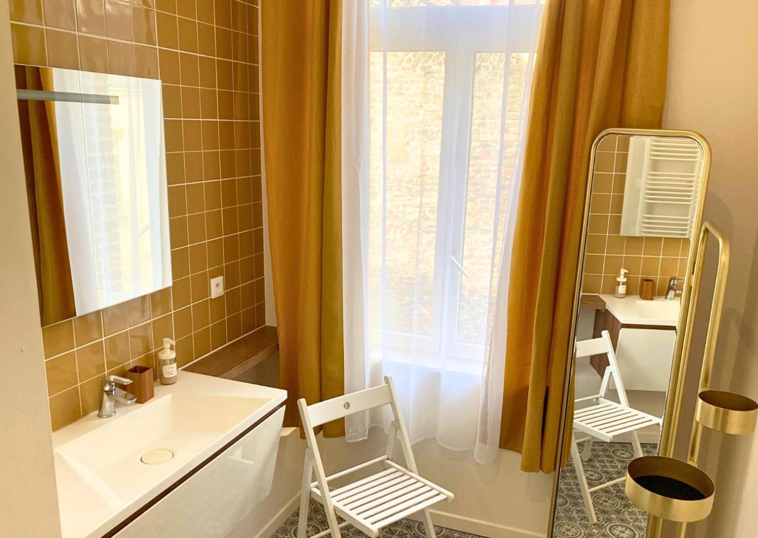Le Bohemian Chic - 4 Chambres En Hypercentre De Saint-Omer, Ideal Pour Les Groupes Bagian luar foto